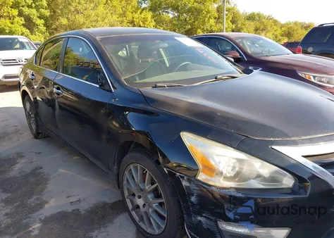 2014 Nissan Altima 2.5 S из США, поврежденный, VIN 1N4AL3AP3EN229409
